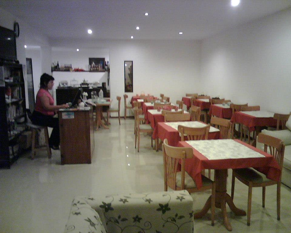 Hosteria Robert Villa Gesell Εξωτερικό φωτογραφία