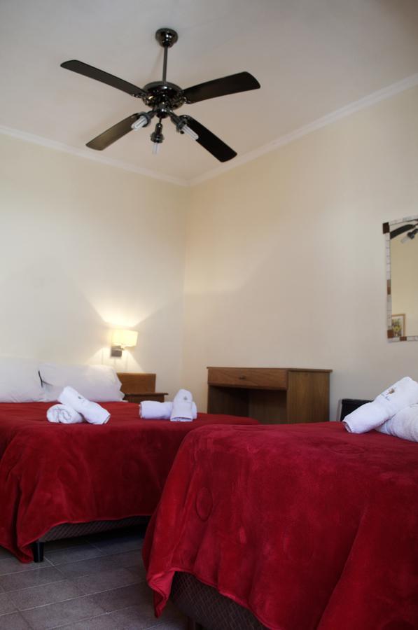 Hosteria Robert Villa Gesell Εξωτερικό φωτογραφία